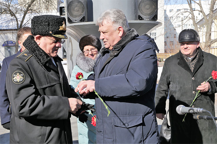 Моряки-подводники отметили свой праздник в Нижегородском кремле
