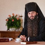 Кинокомпанию «Союз Маринс Групп» с 25-летним юбилеем поздравил настоятель Вознесенской Давидовой пустыни игумен Сергий.