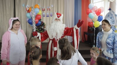 Отель «Ялта-Интурист» организовал утренник в подшефном центре