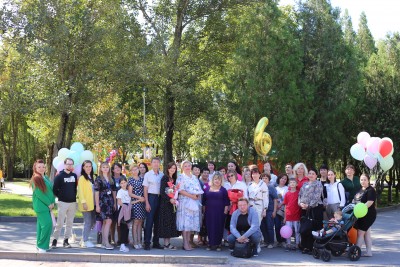 Коллектив «Маринс Парк Отель Ростов» поздравил детский реабилитационный центр с днём рождения