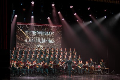 Руководители компании «Союз Маринс Групп» и сотрудники производственных коллективов посетили концерт Ансамбля Александрова в Севастополе