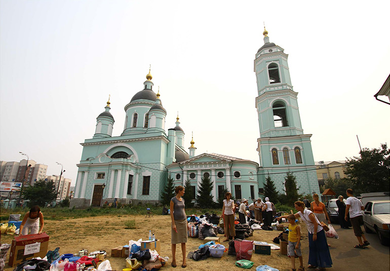 Кинокомпания «Союз Маринс Групп» оказала гуманитарную помощь пострадавшим от пожаров россиянам (2010 год)